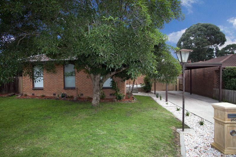 255 St Helena Road, Greensborough, VIC 3088 Property Details
