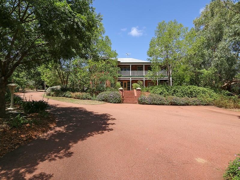 2700 Thomas Road, Mahogany Creek, WA 6072 Property Details