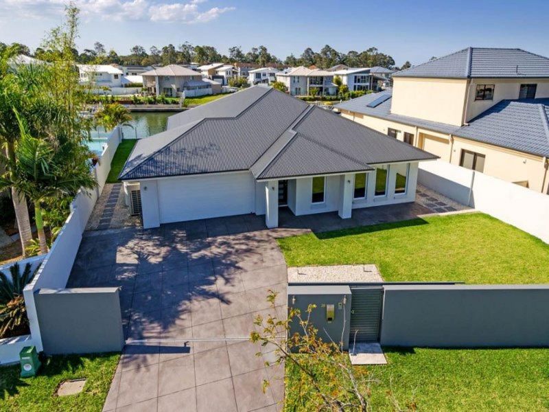 28 Middle Quay Drive, Biggera Waters, QLD 4216 Property Details view