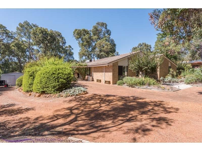 29 Swan Road, Mahogany Creek, WA 6072 Property Details