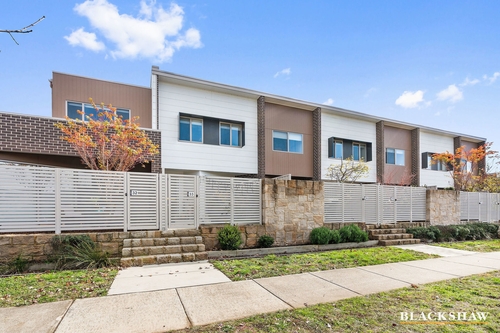 33/40 Pearlman Street, Coombs, ACT 2611