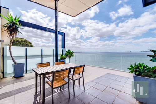 4/2 Kings Park Avenue, Crawley, WA 6009