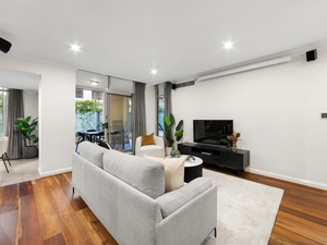 33/20 Royal Street, East Perth, WA 6004 photo 3 of 26