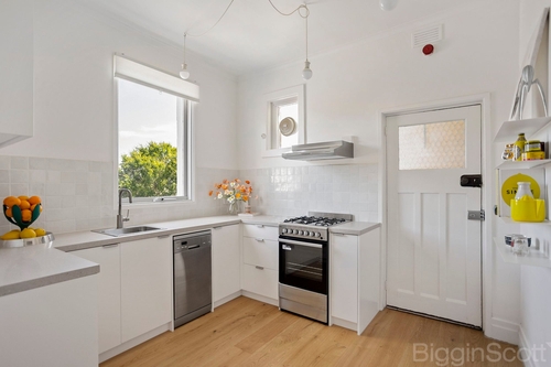 4/10 Elm Avenue, Elsternwick, VIC 3185