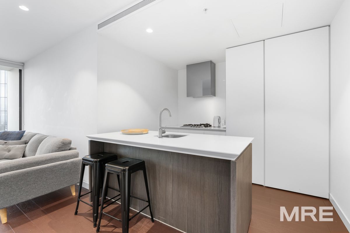 6001/135 A'Beckett Street