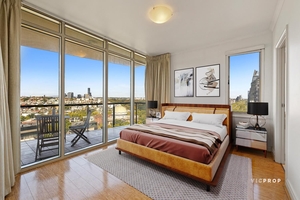 131/418 St Kilda Road, Melbourne, VIC 3000 photo 2 of 25