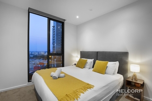 2905/27 Therry Street, Melbourne, VIC 3000 photo 3 of 18