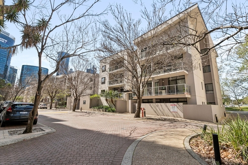 13/124 Mounts Bay Road, Perth, WA 6000
