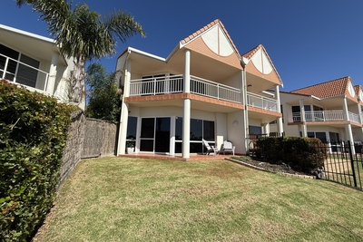 4/33 South Point Drive, Port Lincoln, SA 5606 photo 2 of 18