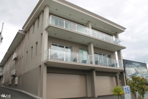 15F/15 Lansdowne Crescent, West Hobart, TAS 7000 photo 2 of 9
