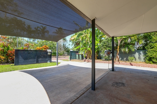 2 Howley Crescent, Anula, NT 0812