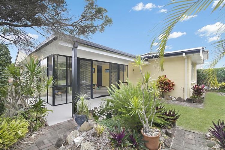 296 Coolangatta Road, Bilinga, QLD 4225 for Sale | view.com.au