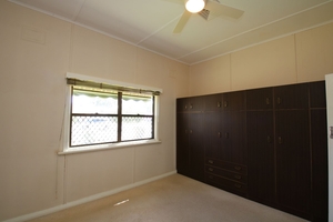 171 Piper Street, Broken Hill, NSW 2880 photo 3 of 13