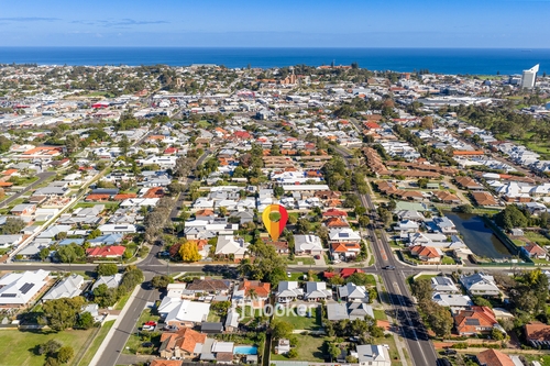 14 Albert Road, Bunbury, WA 6230