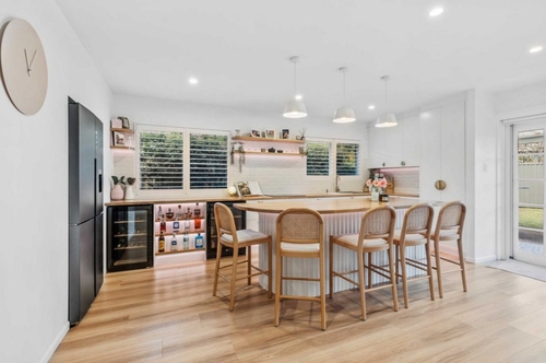 14 Aruma Avenue, Burleigh Waters, QLD 4220
