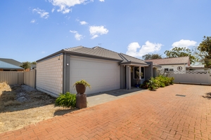 2/81 Fairbairn Road, Busselton, WA 6280 photo 3 of 20