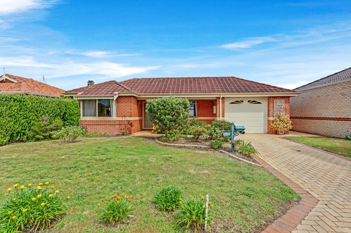 4 Pioneer Cove, Busselton, WA 6280