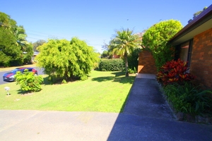 63 Antaries Avenue, Coffs Harbour, NSW 2450 photo 2 of 26