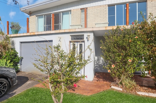 15 Watsonia Avenue, Coffs Harbour, NSW 2450