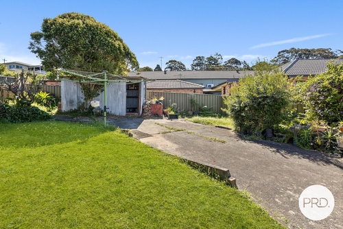 196 Gladstone Avenue, Coniston, NSW 2500