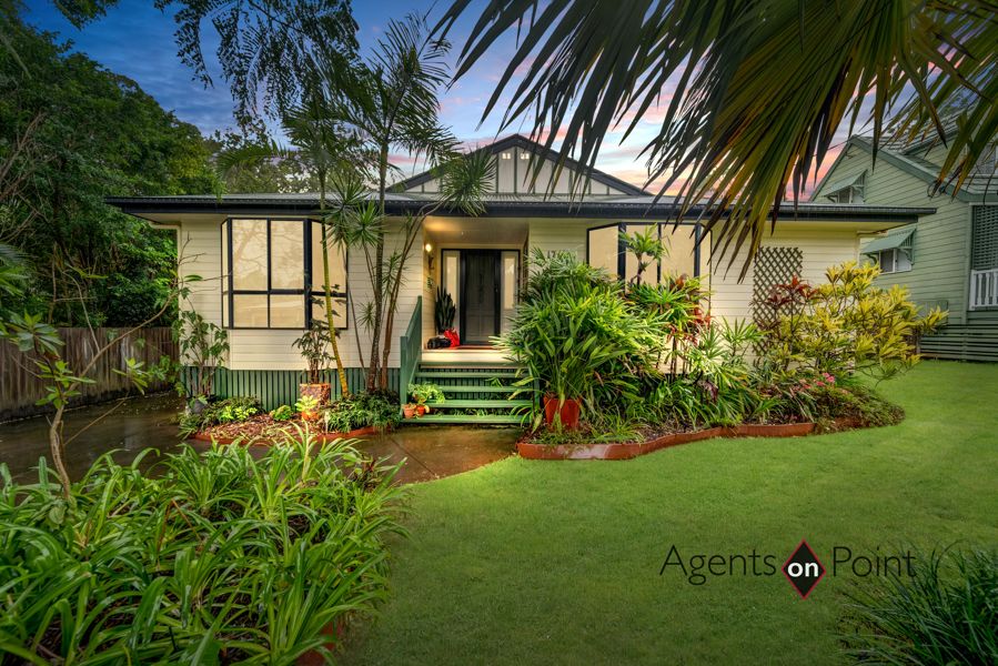 17 Aminya Street, Coochiemudlo Island, QLD 4184 for Sale