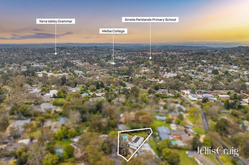 5 Pine Court, Croydon, VIC 3136