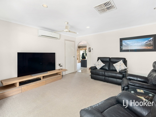 22 The Fairway, Desert Springs, NT 0870