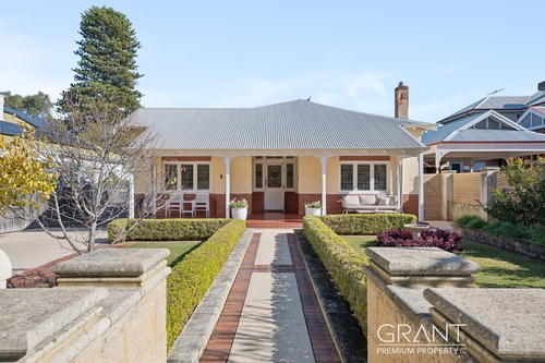 23 Dalgety Street, East Fremantle, WA 6158