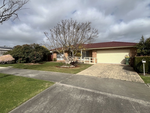 53 Balmoral Crescent, Eastwood, VIC 3875