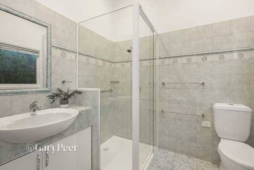 17 Bayview Street, Elsternwick, VIC 3185