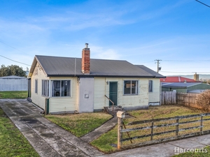 2 Davidson Street, George Town, TAS 7253 photo 2 of 25