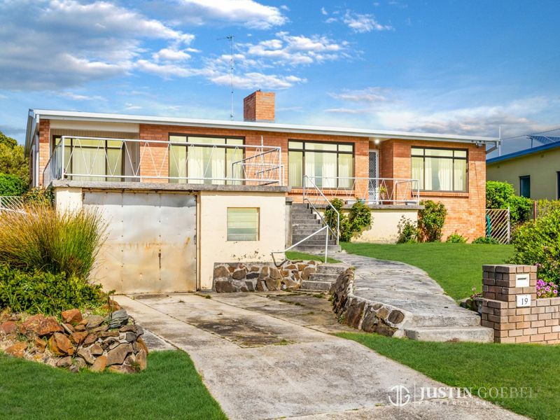 19 The Strand, Town, TAS 7253 for Sale