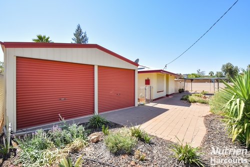 18 Cora Crescent, Gillen, NT 0870