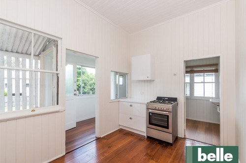 27 Bardsley Avenue, Greenslopes, QLD 4120