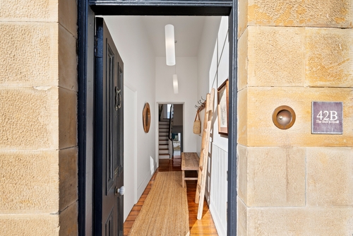42B Goulburn Street, Hobart, TAS 7000