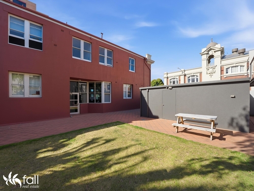 2/1 Creswells Row, Hobart, TAS 7000