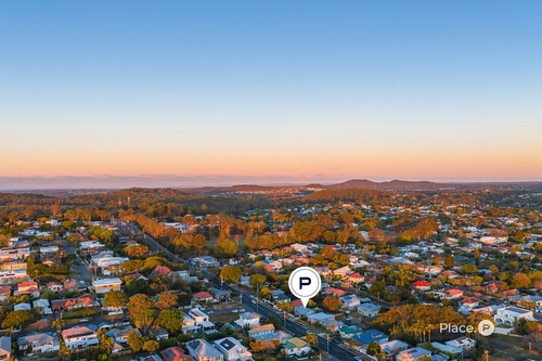 77 Holland Road, Holland Park, QLD 4121