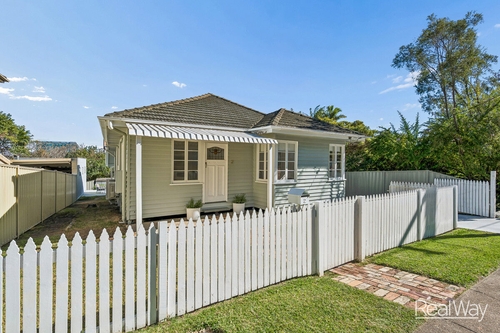 2 Milford Street, Ipswich, QLD 4305