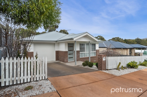 17 Eleni Avenue, Kingston, TAS 7050