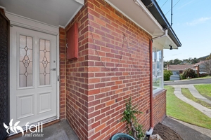 1 Manly Avenue, Lindisfarne, TAS 7015
