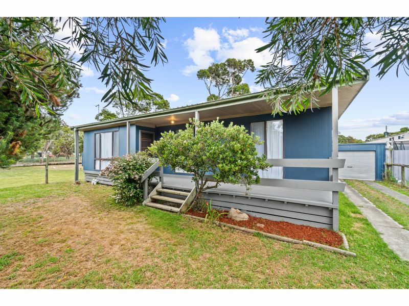 Sold 130 Wallaby Street, Loch Sport, VIC 3851 for $335,000 on 03 Sep, 2024