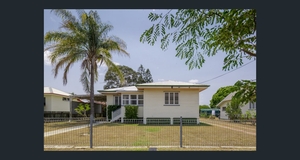 19 Burrum Street, Maryborough, QLD 4650 photo 2 of 15