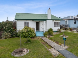 3 Cook Crescent, Mayfield, TAS 7248 photo 3 of 23