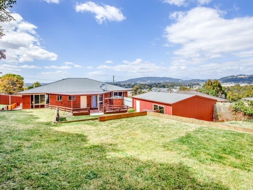2 Beaumont Drive, Miandetta, TAS 7310