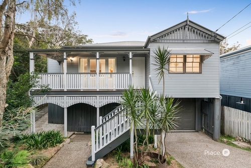119 Railway Parade, Norman Park, QLD 4170