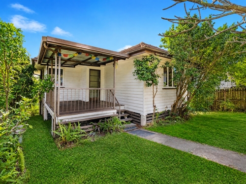 9 Dalma Street, Norman Park, QLD 4170