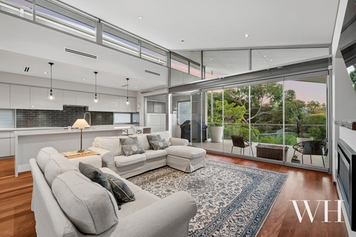 32 Mewstone Crescent, North Coogee, WA 6163