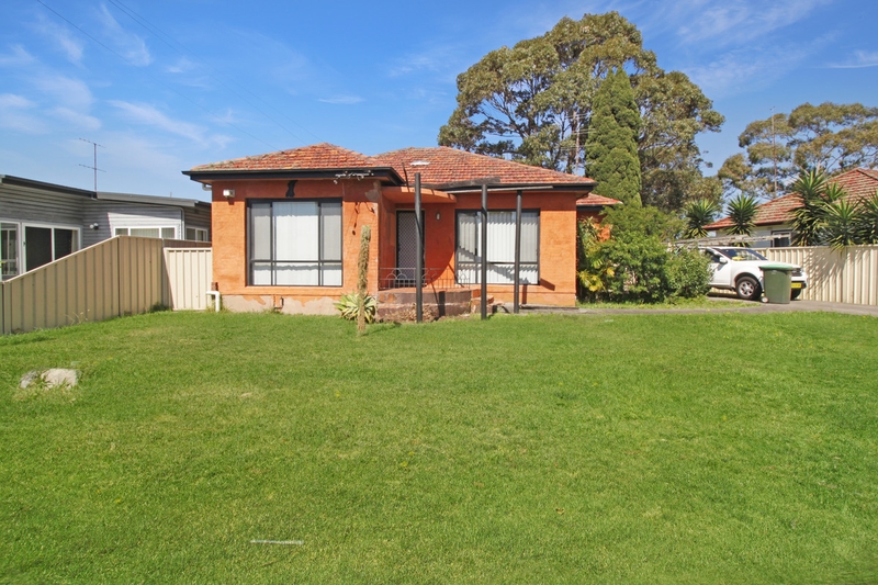 5 Ajax Avenue, North Wollongong, NSW 2500