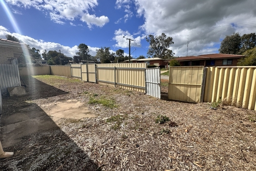 13 Clarkson Street, Northam, WA 6401
