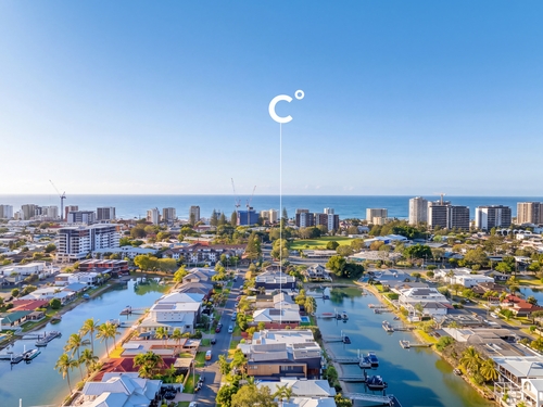 16 Marlin Court, Palm Beach, QLD 4221